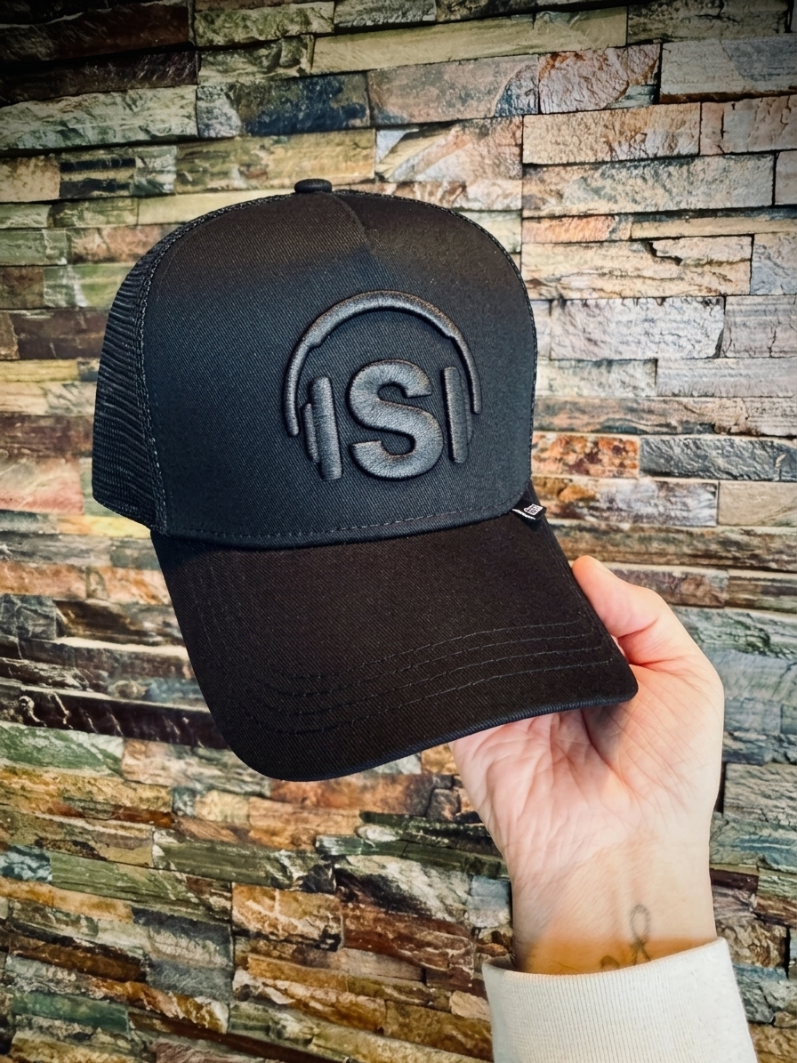 Only Black Stereo Cap